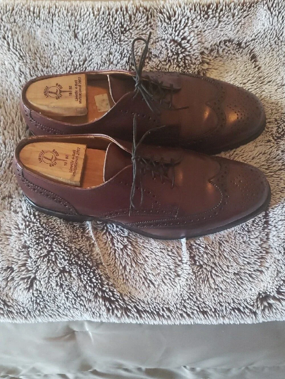 Allen Edmonds Burgundy Wingtip Brogue Oxfords